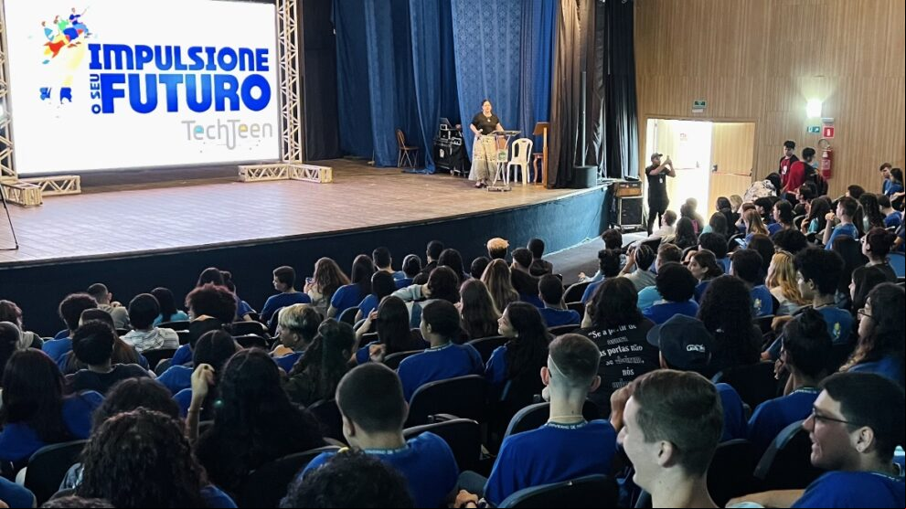 Sinop: 450 jovens de escolas públicas são orientados em robótica e tecnologia para entrar no mercado de trabalho